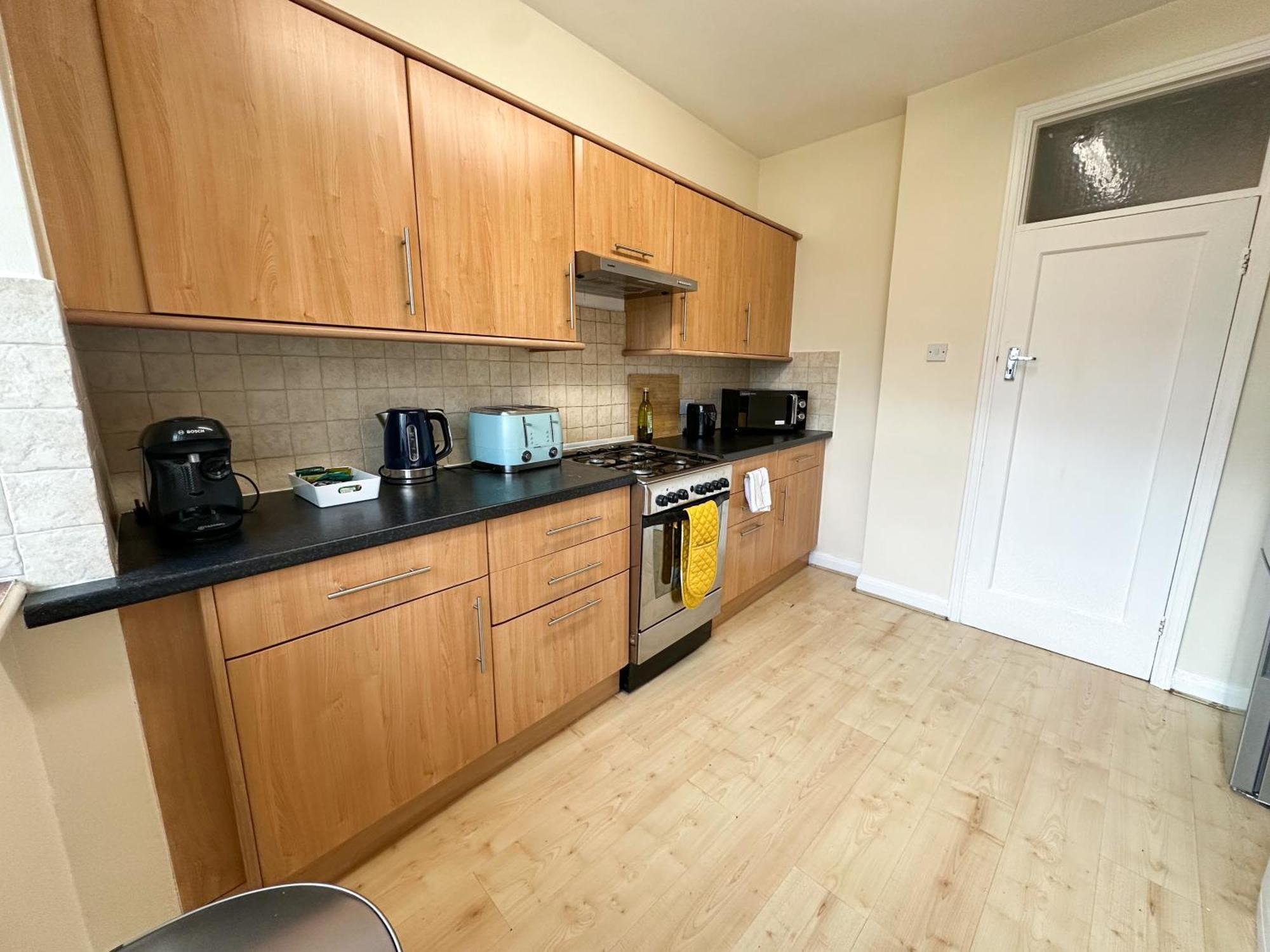 2 Bed Flat - Short Walk From Brent Cross Station Apartment Hendon Ngoại thất bức ảnh