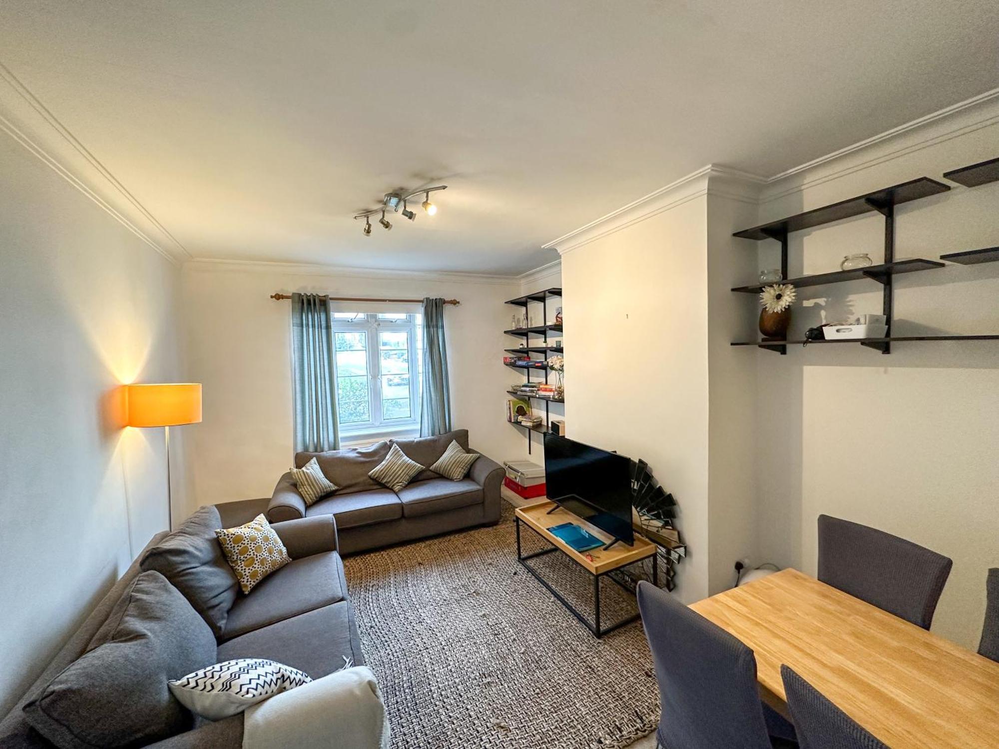 2 Bed Flat - Short Walk From Brent Cross Station Apartment Hendon Ngoại thất bức ảnh